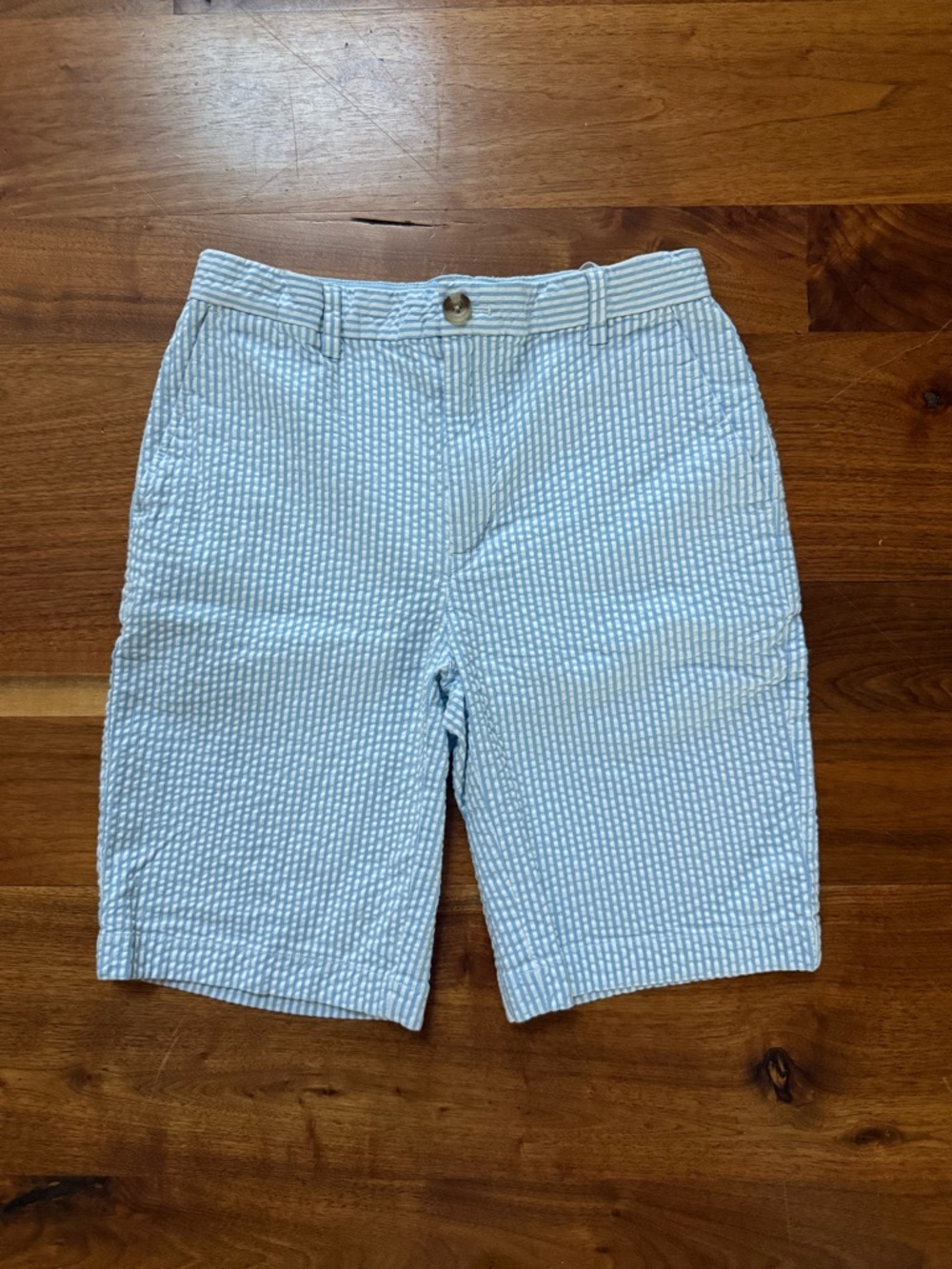NWOT Vineyard Vines Boys Seersucker Shorts Size 14